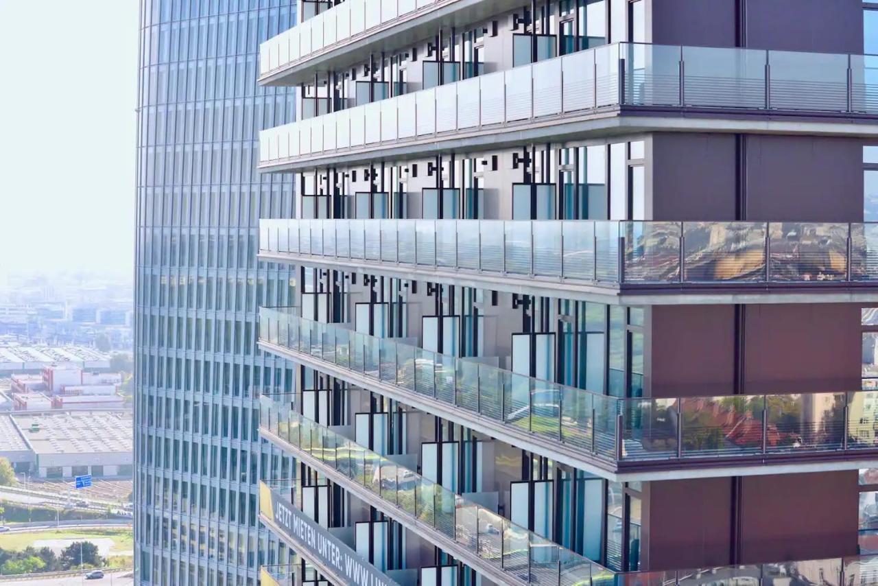 דירות וינה Skyscraper-Feeling With Parking Nearby מראה חיצוני תמונה